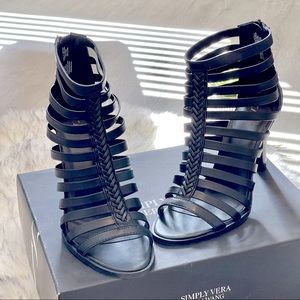 SIMPLY VERA Vera Wang Strappy Black Heels 6.5